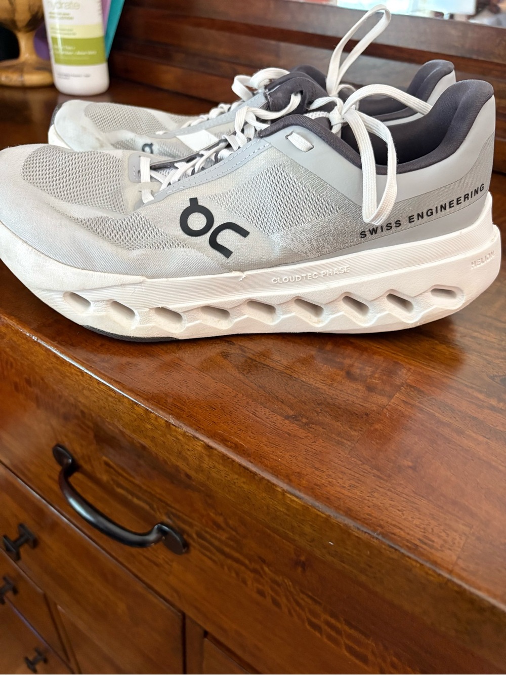 On Cloudsurfer Next Wide Women's Size 9 Glacier/White Running Shoes